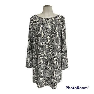 Dee Elle Black‎ and white patterned dress